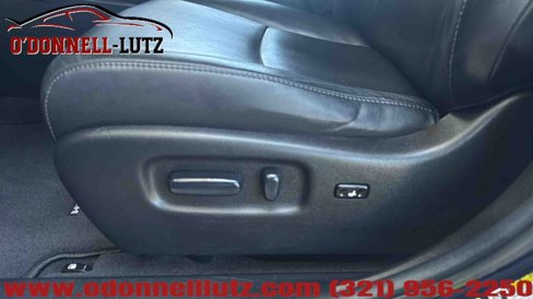 Used 2012 Toyota Highlander SE image 13