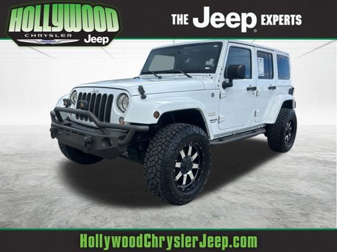Used 2014 Jeep Wrangler Unlimited Sahara w/ Max Tow Package image 1