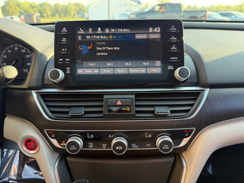 Used 2018 Honda Accord EX-L image 26