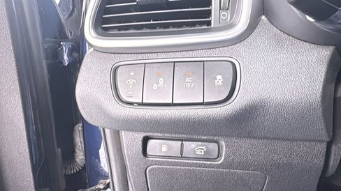 Used 2016 Kia Sorento EX w/ EX Premium Package image 32