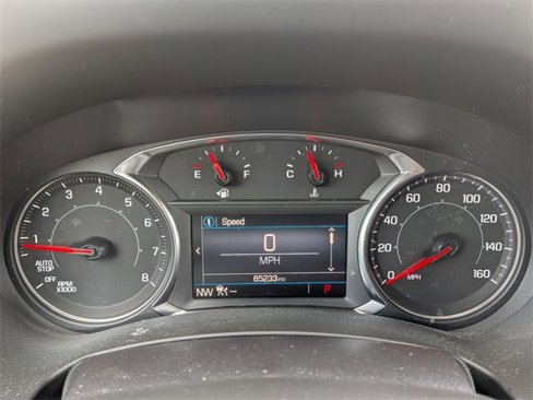 Used 2023 GMC Terrain SLE w/ Driver Convenience Package image 12