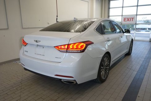 Used 2015 Hyundai Genesis 3.8 image 14