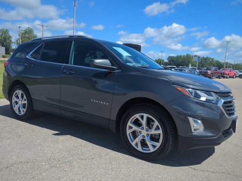 Used 2020 Chevrolet Equinox LT image 2