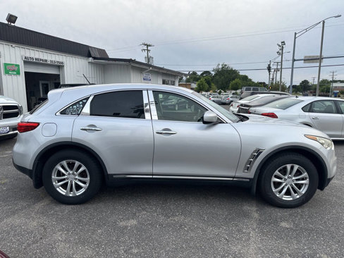Used 2011 INFINITI FX35 AWD image 4
