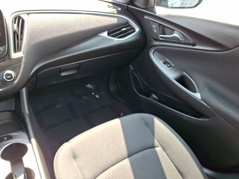 Used 2023 Chevrolet Malibu RS w/ Driver Confidence Package image 17
