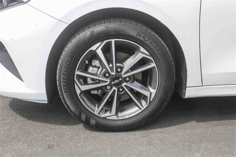 Certified 2023 Kia Forte LXS image 13