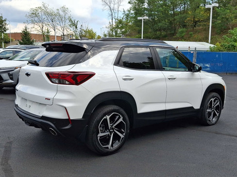 Certified 2021 Chevrolet TrailBlazer RS w/ Sun and Liftgate Package image 6
