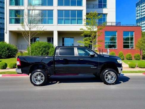 Used 2019 RAM 1500 Big Horn image 2