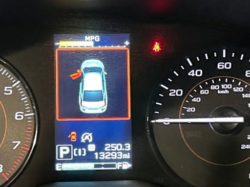 Used 2023 Subaru Crosstrek 2.0i image 14