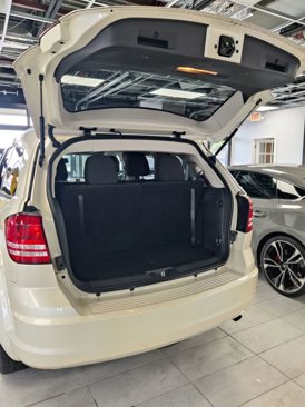 Used 2018 Dodge Journey SE w/ Blacktop Package image 12