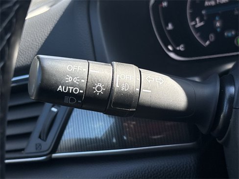 Used 2020 Honda Accord Sport image 15