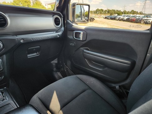 Used 2022 Jeep Wrangler Unlimited Sport image 23