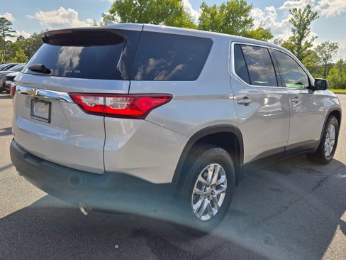 Used 2021 Chevrolet Traverse LS image 7