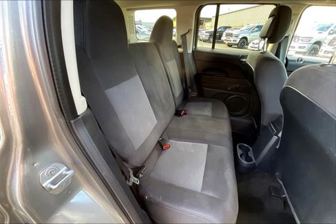 Used 2015 Jeep Patriot Sport image 23