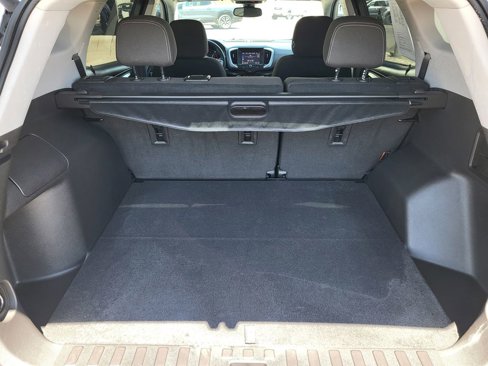 Used 2023 GMC Terrain SLE w/ Driver Convenience Package image 20