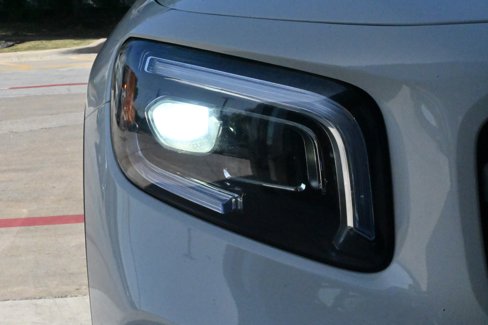 Used 2021 Mercedes-Benz GLB 250 image 11