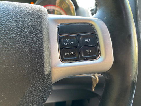 Used 2018 Dodge Grand Caravan GT image 50
