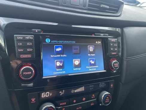 Used 2017 Nissan Rogue SL w/ SL Premium Package image 11