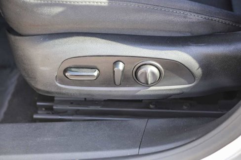 Used 2020 Chevrolet Malibu LT image 18