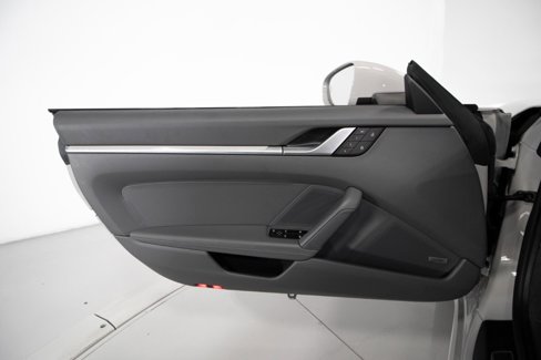 Used 2022 Porsche 911 Carrera image 35