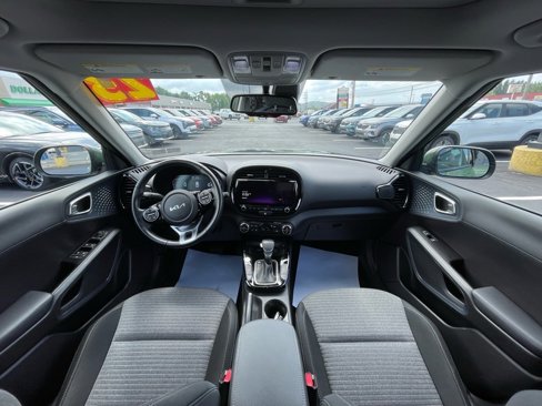 Certified 2023 Kia Soul EX image 7