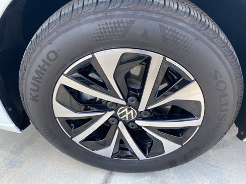 Certified 2025 Volkswagen Jetta S image 30