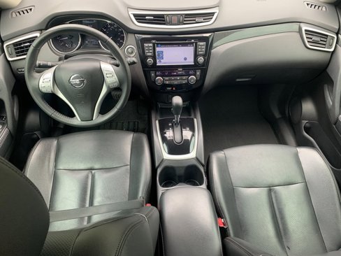 Used 2016 Nissan Rogue SL image 16