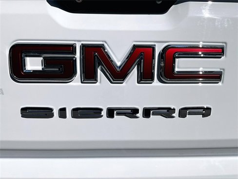 Used 2020 GMC Sierra 1500 SLE w/ SLE Value Package image 8