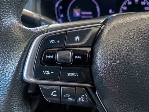 Used 2018 Honda Accord LX image 19
