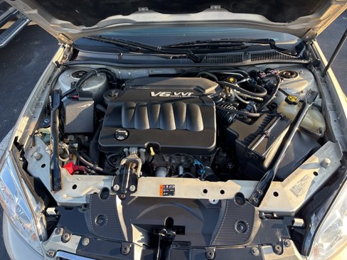 Used 2012 Chevrolet Impala LTZ image 25