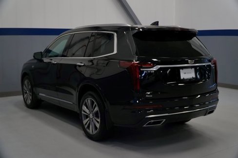 Certified 2021 Cadillac XT6 Premium Luxury image 3