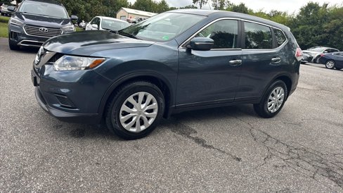 Used 2014 Nissan Rogue S image 1