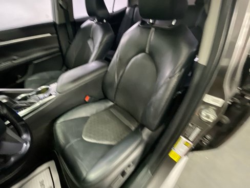 Used 2019 Toyota Camry XSE image 19