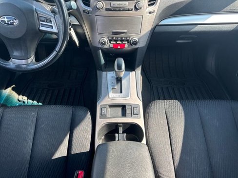 Used 2012 Subaru Outback 2.5i Premium w/ All-Weather Pkg image 15