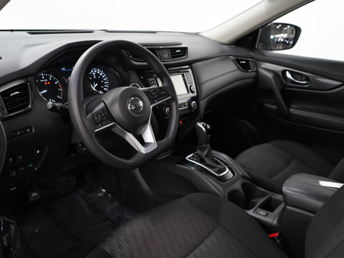 Used 2020 Nissan Rogue SV image 22