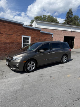 Used 2018 Honda Odyssey EX-L image 1