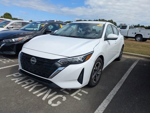 Used 2024 Nissan Sentra SV image 1