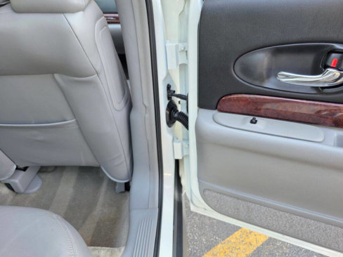 Used 2005 Buick Le Sabre Limited image 35