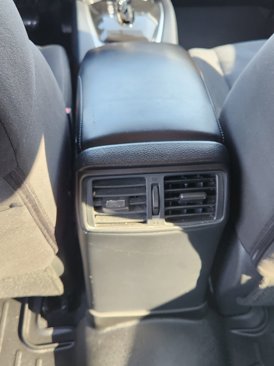 Used 2015 Nissan Rogue SV image 26