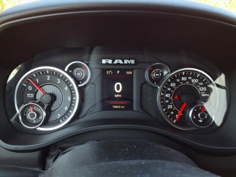 Used 2024 RAM 1500 Big Horn image 4