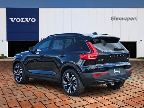 New 2025 Volvo XC40 B5 Ultra w/ Climate Package image 6