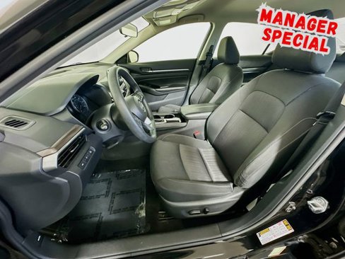 Used 2023 Nissan Altima 2.5 SV image 12