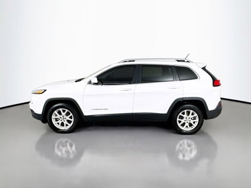 Used 2015 Jeep Cherokee Latitude w/ Comfort/Convenience Group image 11