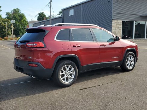 Used 2015 Jeep Cherokee Latitude w/ Cold Weather Group image 3