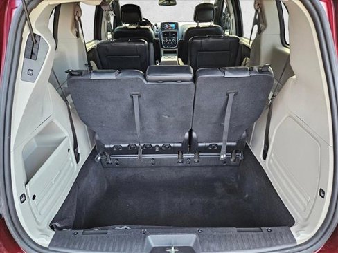 Used 2019 Dodge Grand Caravan SXT image 6