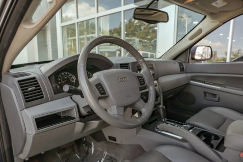 Used 2005 Jeep Grand Cherokee Laredo image 22
