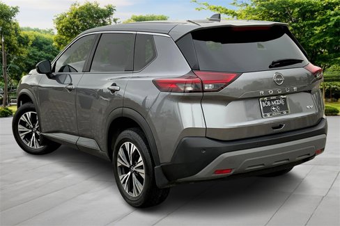 Used 2023 Nissan Rogue SV image 4