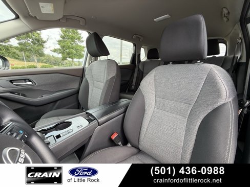 Used 2023 Nissan Rogue SV image 21