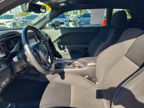 Used 2019 Dodge Challenger R/T w/ Driver Convenience Group image 12