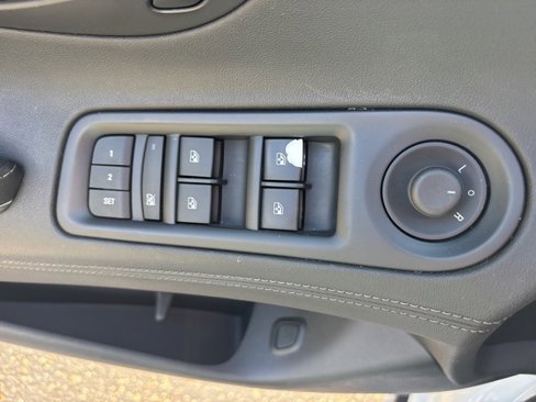Used 2016 Buick LaCrosse Sport Touring image 13